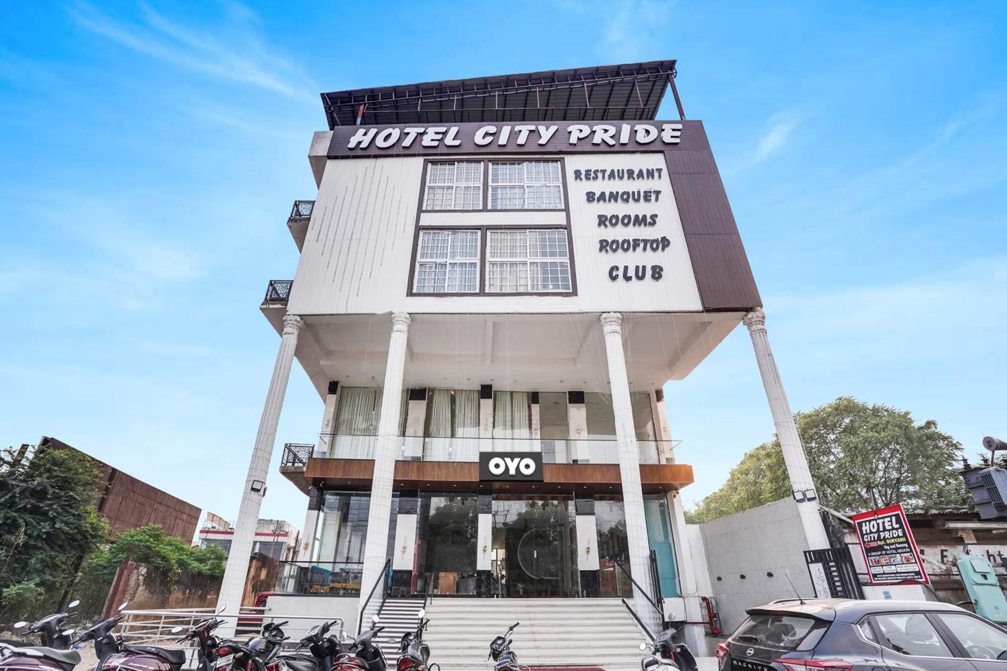 Townhouse Amanaka Formerly Hotel City Pride Raipur  Exterior photo
