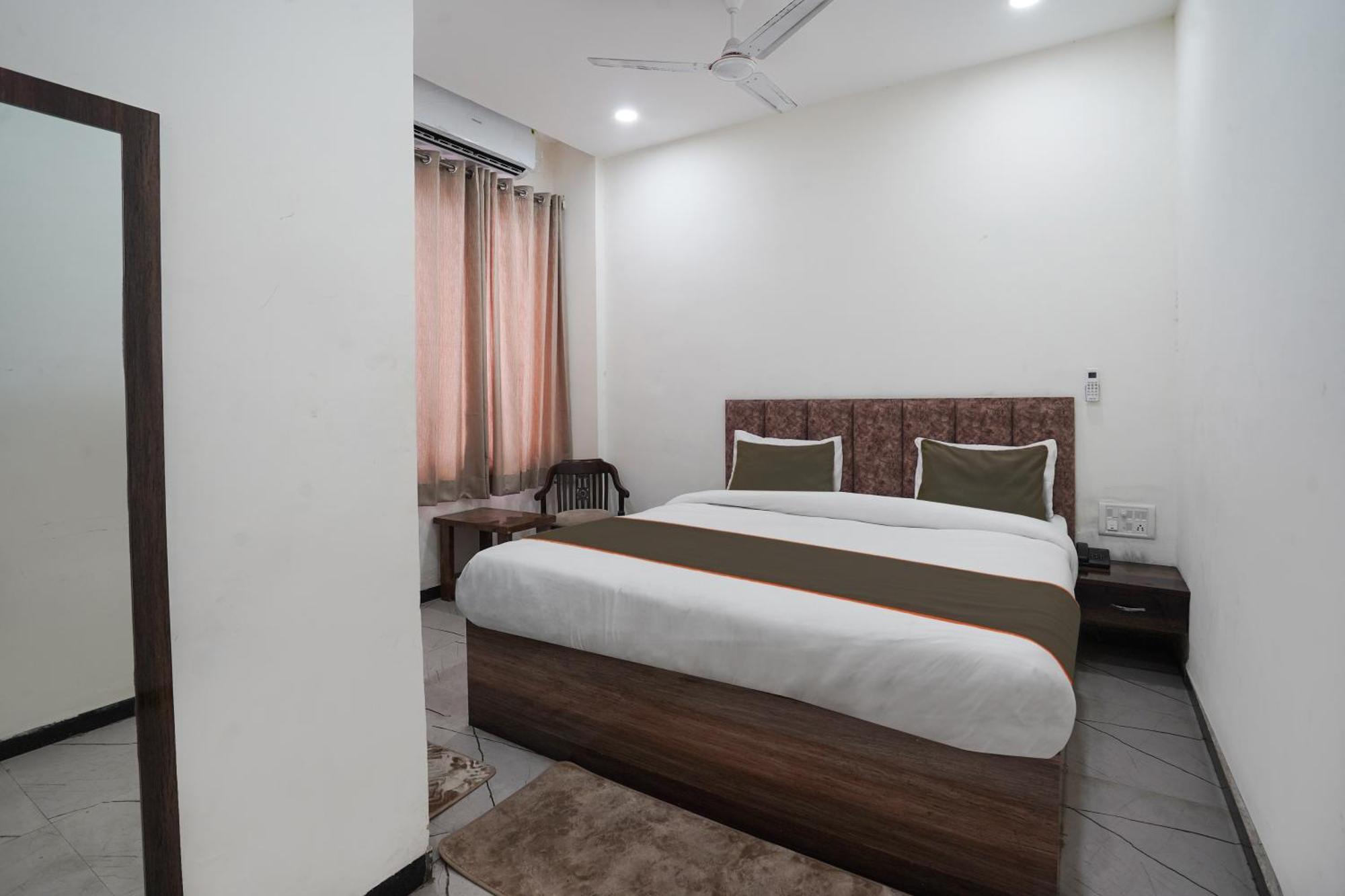 Townhouse Amanaka Formerly Hotel City Pride Raipur  Exterior photo